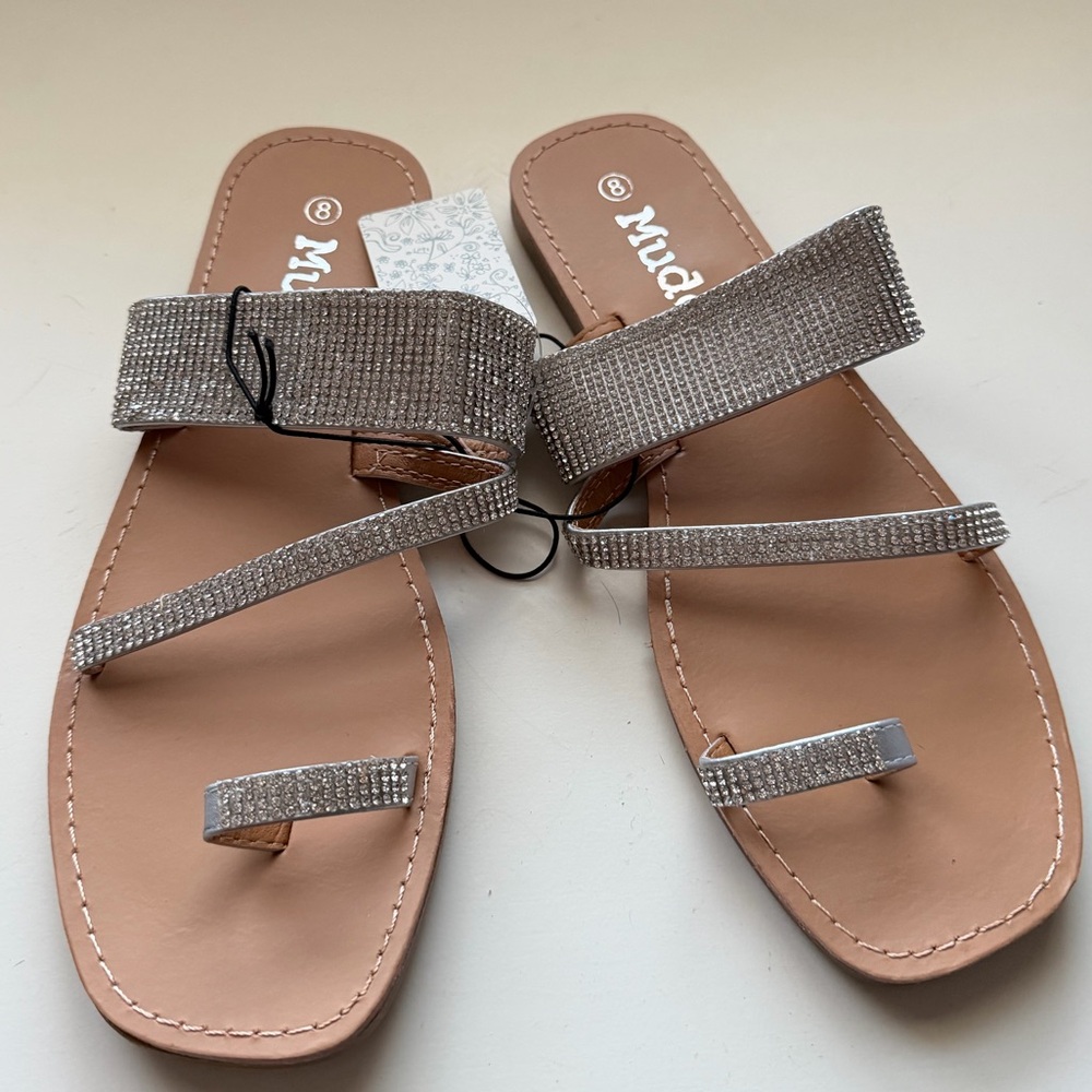 Mudd Silver Rhinestone Flat Slide Sandals w Toe Loop Size 8 NWT - Picture 7 of 11